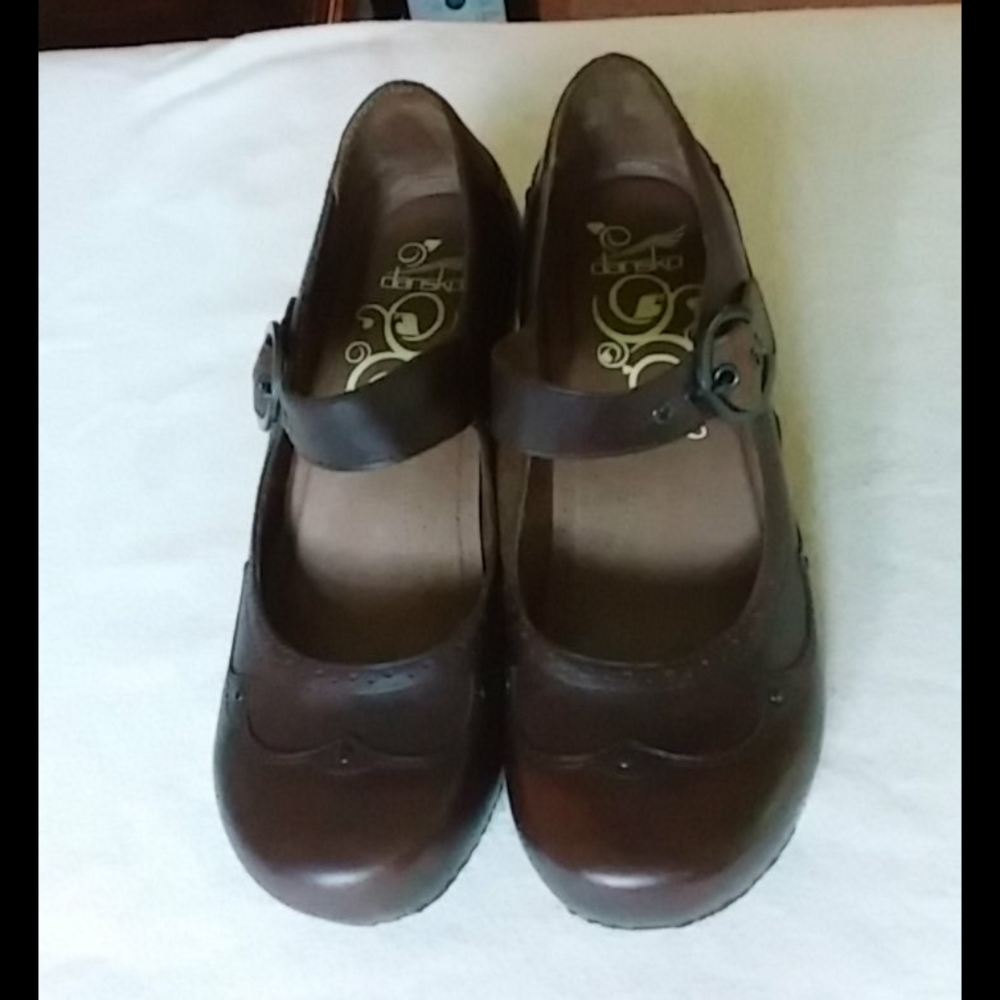 Dansko Brown Mary Jane Heels, sz 40(9.5-10)